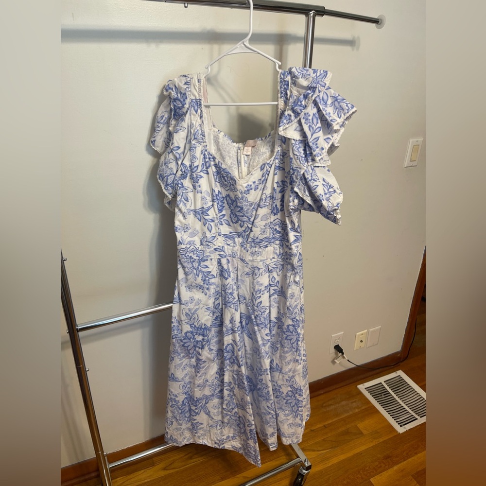 Rachel Parcell dress, color blue and white dress, size xxl, only worn once